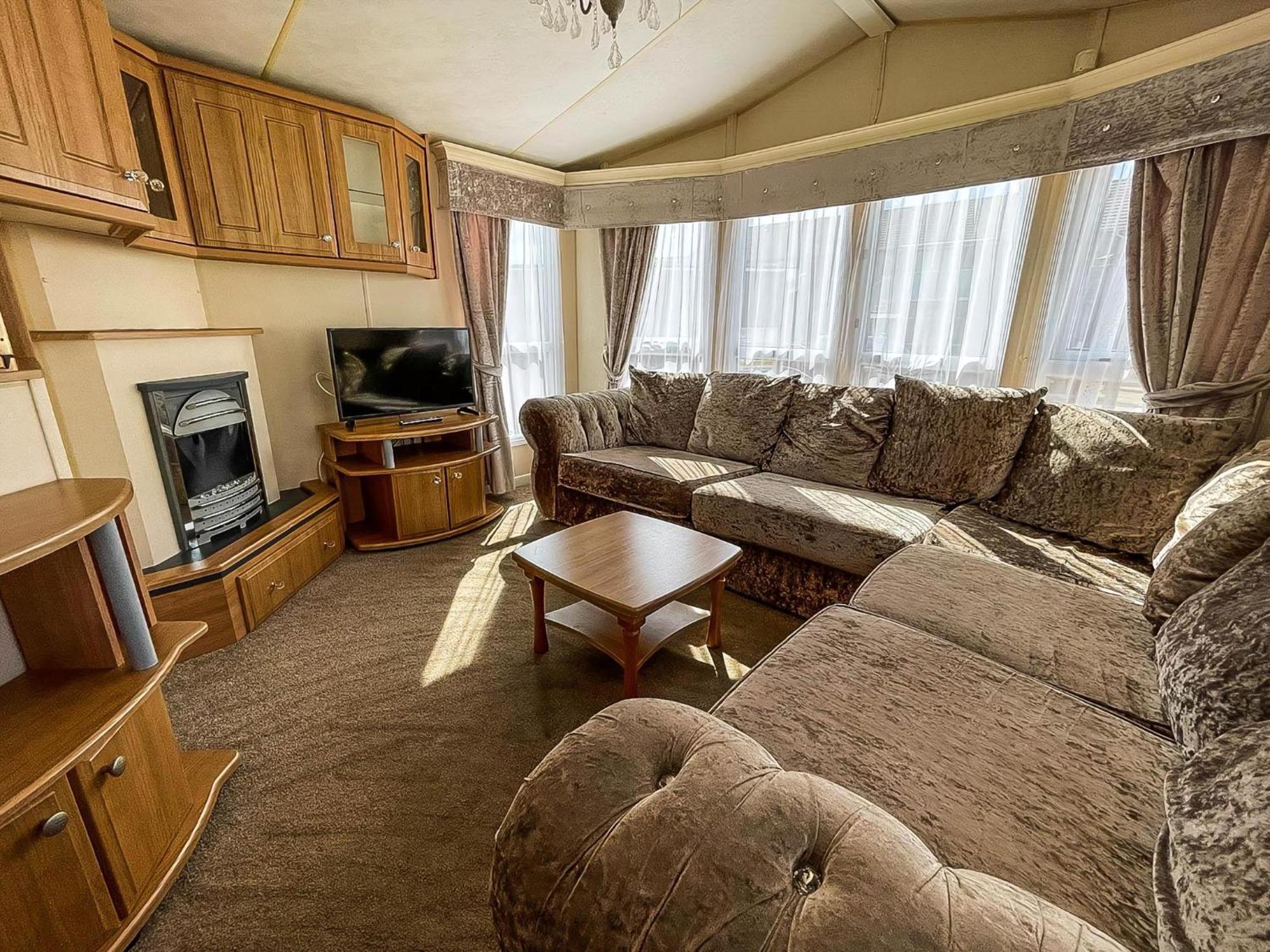 6 Berth Caravan Nearby Hunstanton Beach Front In Norfolk Ref 13019L Extérieur photo